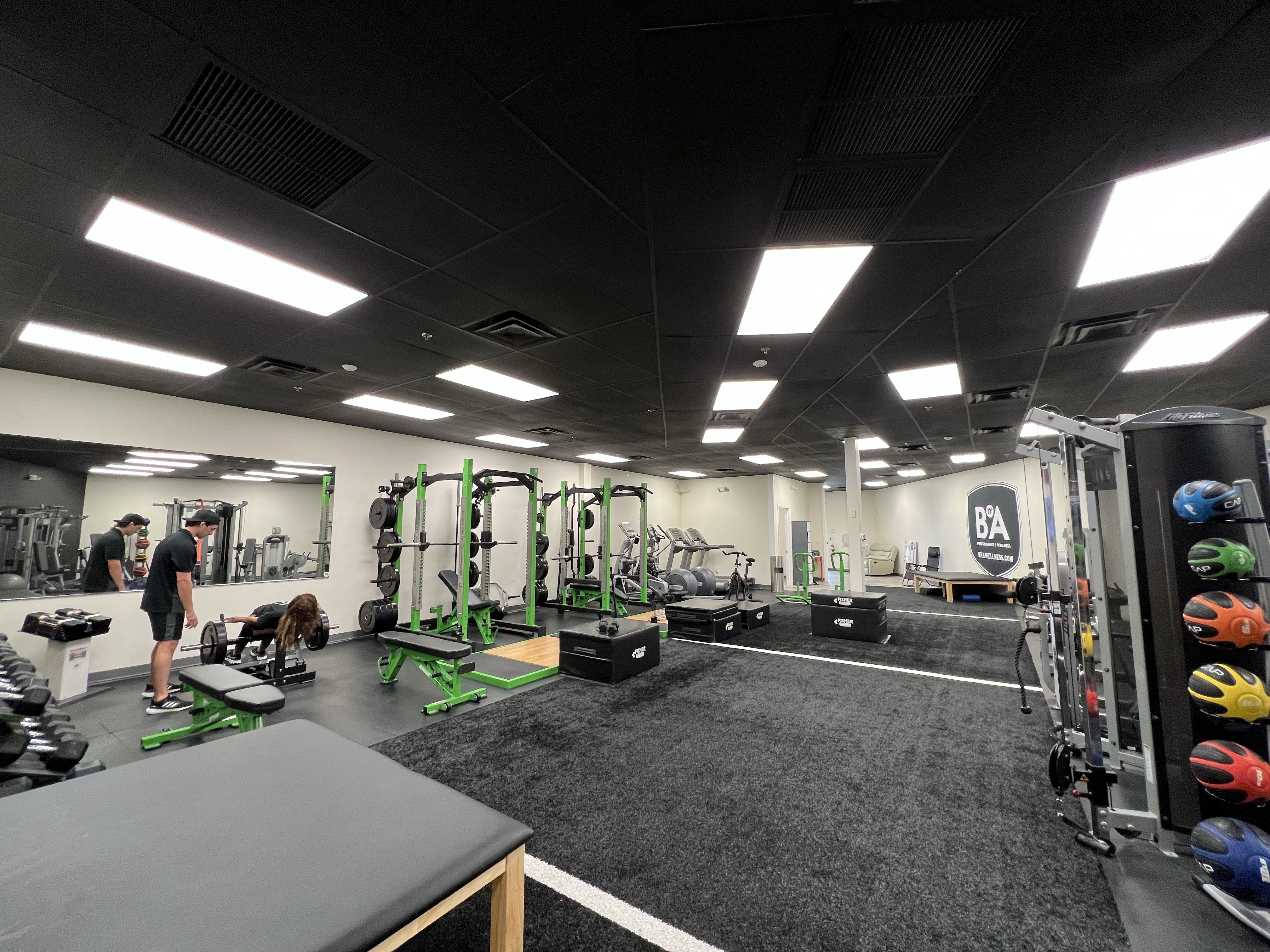 Own a Franchise Gym: 24 Hours, Recovery, Private Personal and Group Training 1